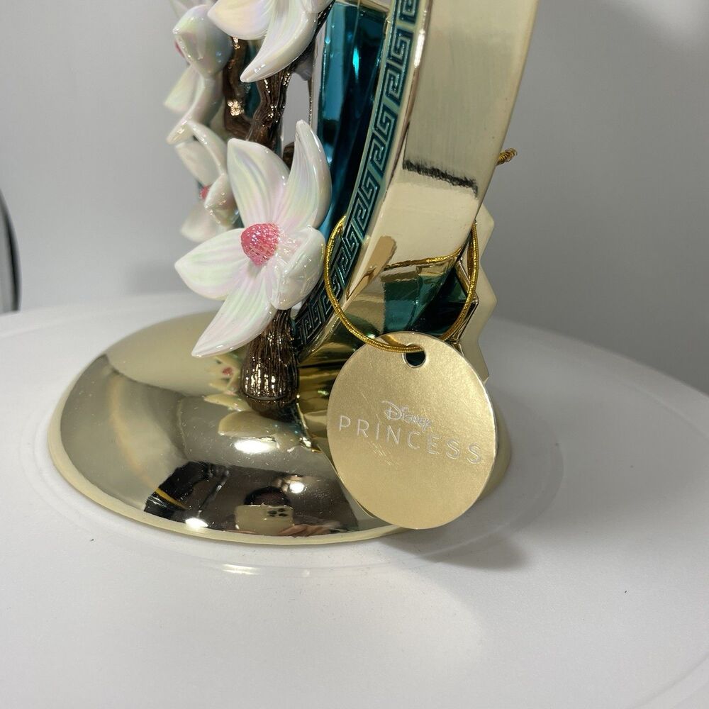 Bath & Body Works Disney Princess Mulan Sword 3-Wick Candle Holder New - Picture 2 of 7
